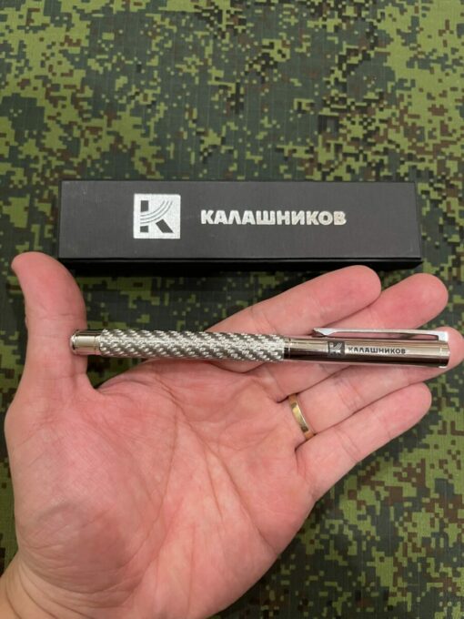 Bút carbon Kalashnikov - Ảnh 2