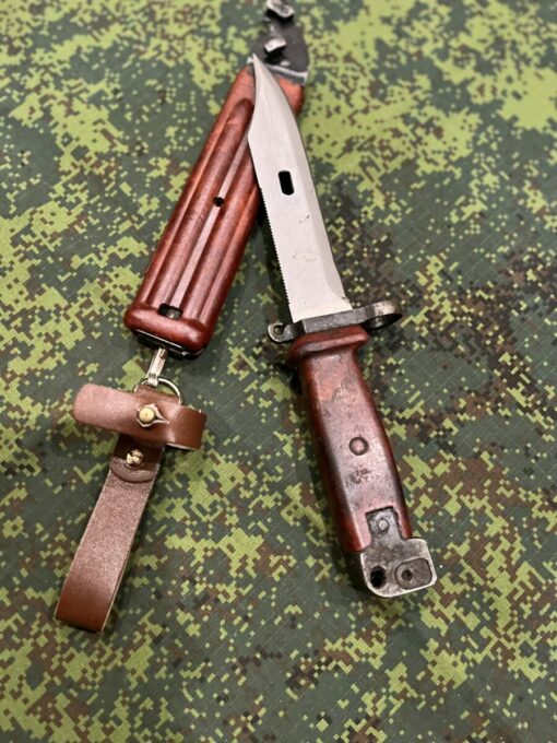 Dây da đeo bao lê Kalashnikov - Ảnh 2