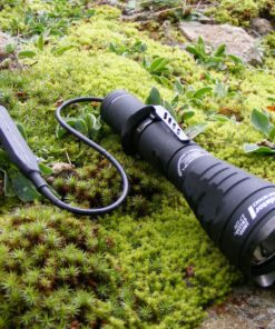 Đèn pin Armytex Predator V3 XP-L