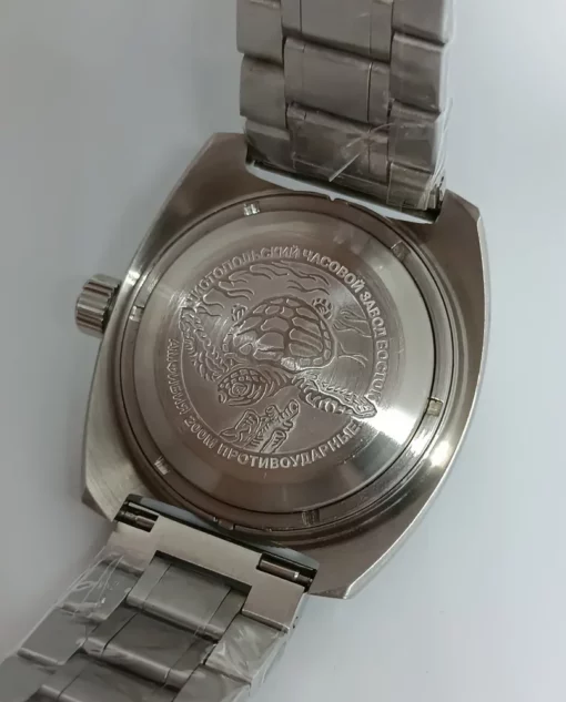 Vostok Amfibian 17046V - Ảnh 4