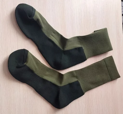 Tất thể thao Kombat