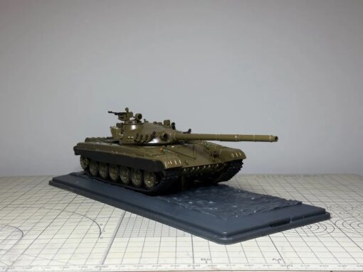Mô hình T-72A - Ảnh 2